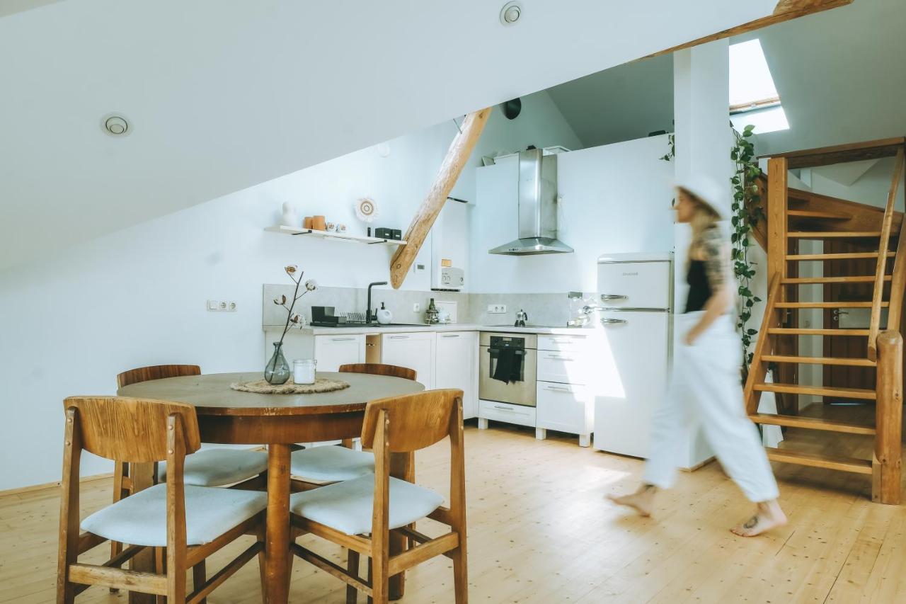 White Loft In The Riga City Center Εξωτερικό φωτογραφία